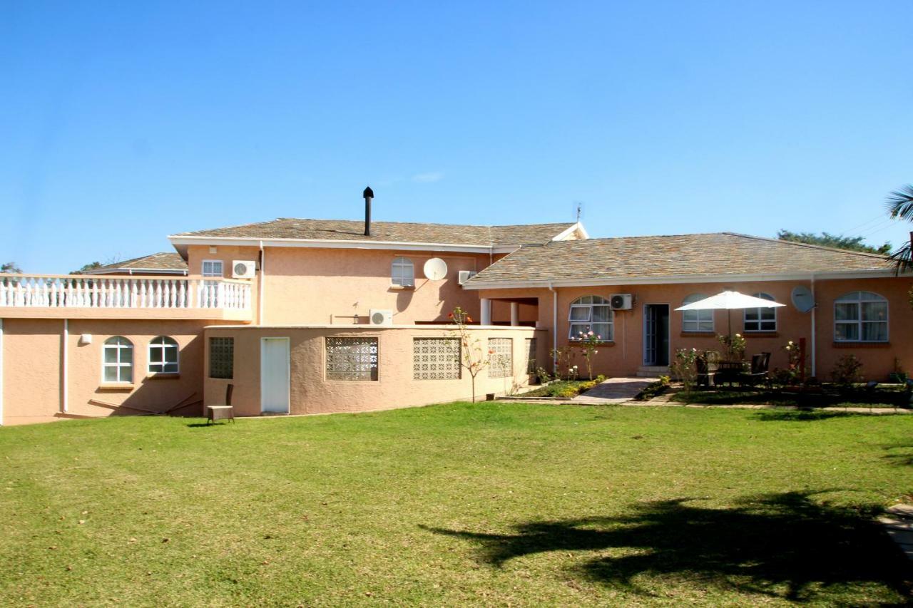 Ekupholeni Garden Villas Manzini Exterior foto